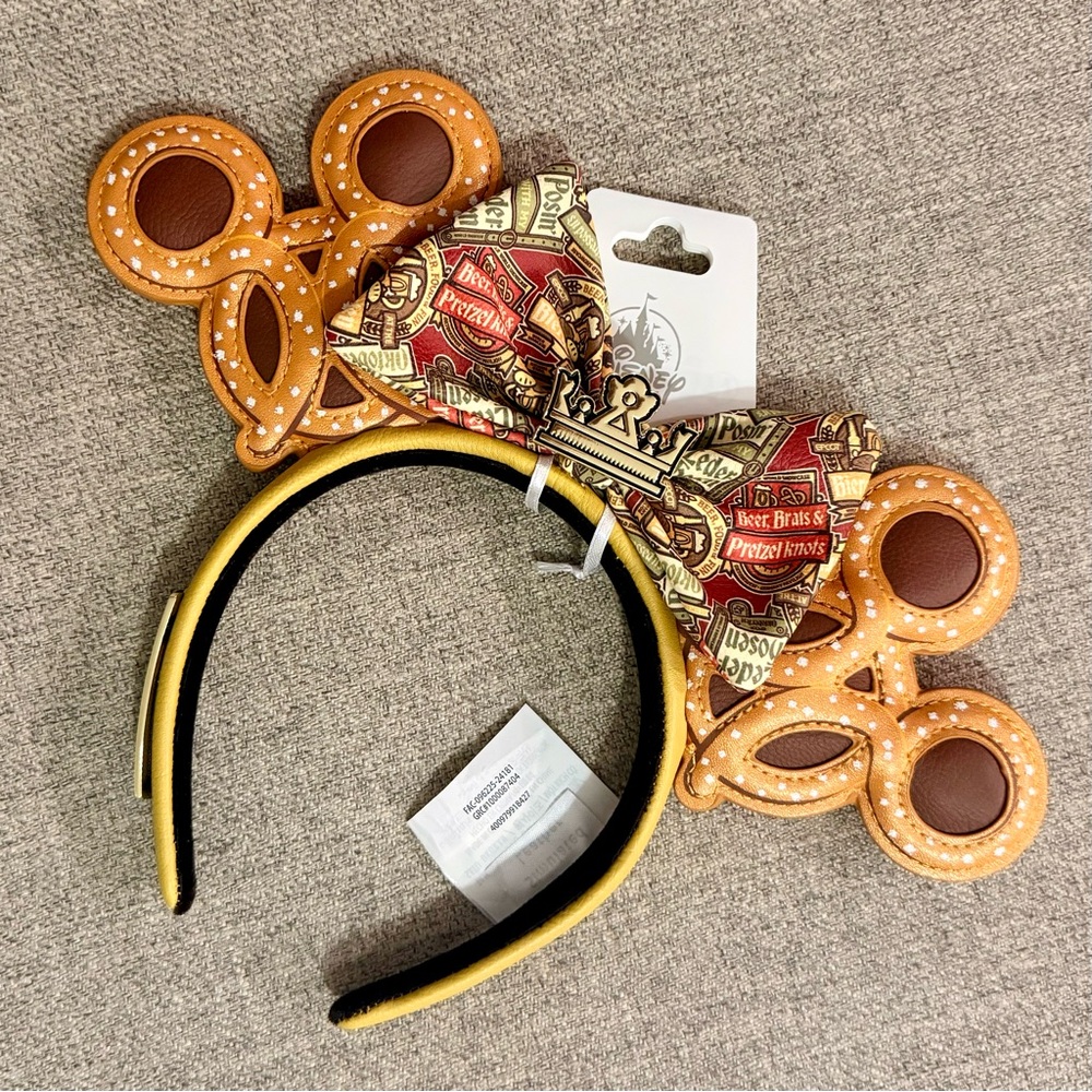 NWT Disney Loungefly Pretzels Ears